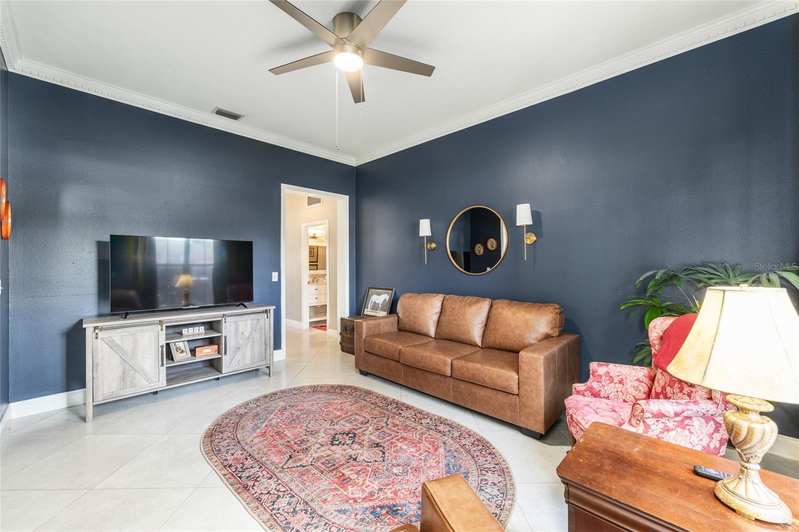 Image 23 of 52 For 2411 27th Street