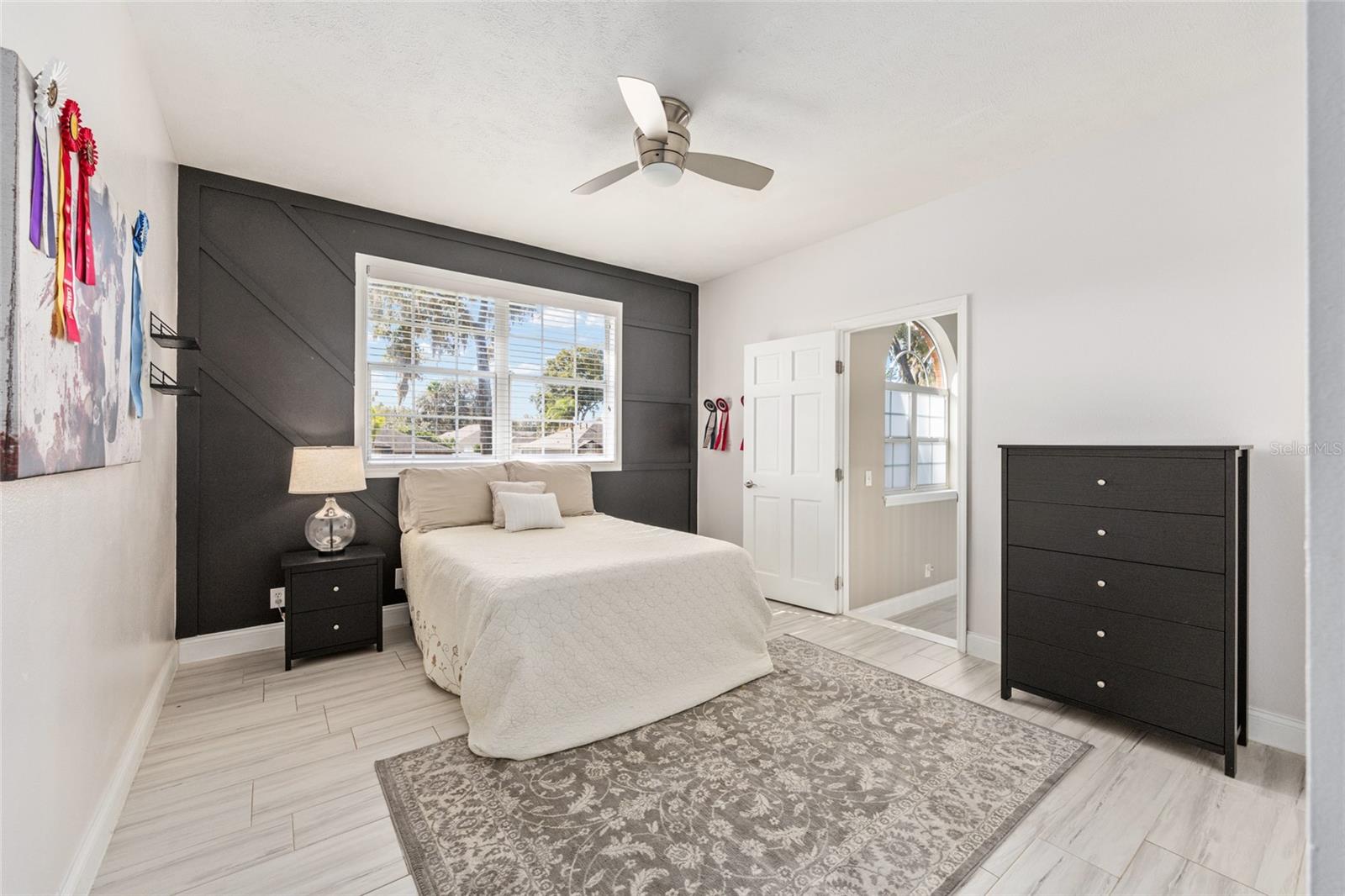 Image 32 of 52 For 2411 27th Street