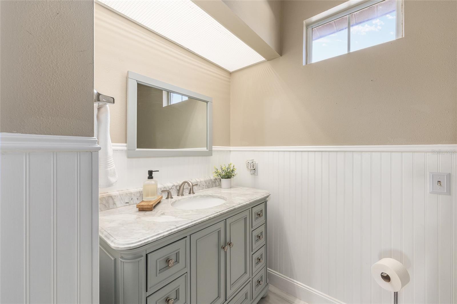 Image 39 of 52 For 2411 27th Street