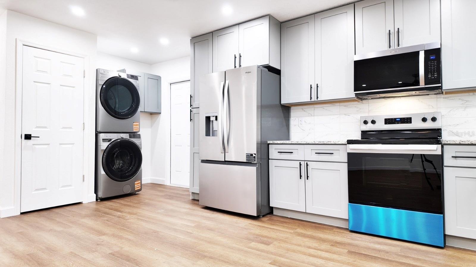 Image 10 of 50 For 2607 140th Street