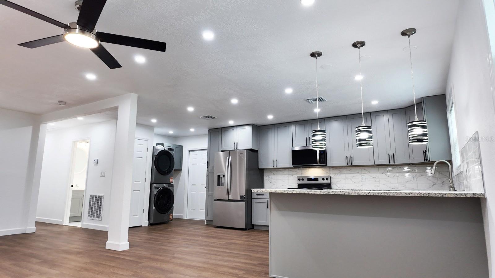 Image 14 of 50 For 2607 140th Street