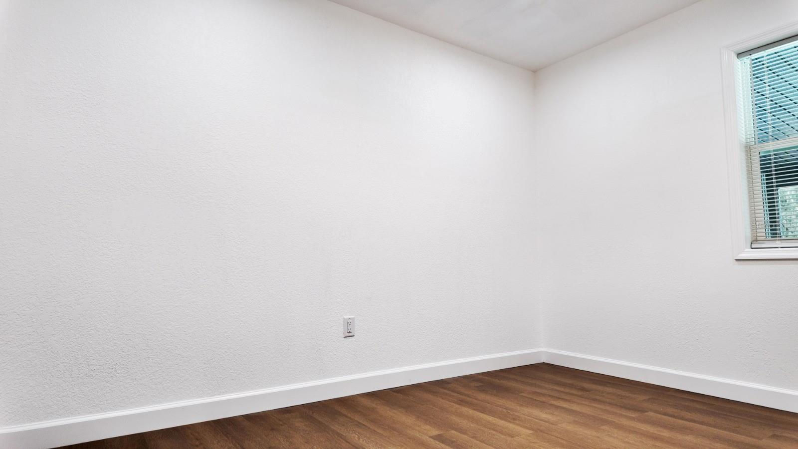 Image 18 of 50 For 2607 140th Street