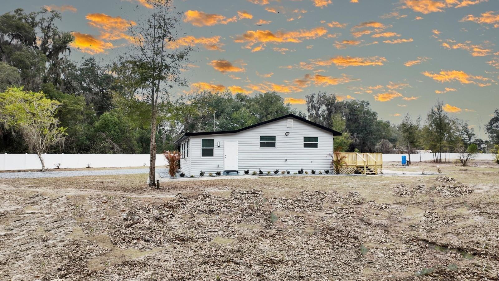 Image 9 of 50 For 2607 140th Street