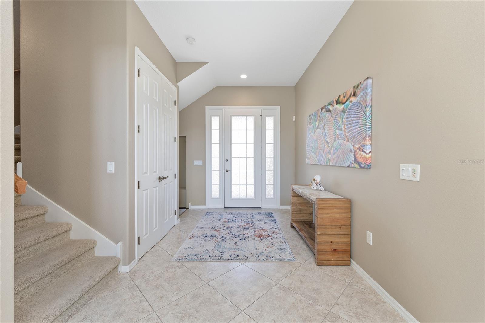 Listing photo id 12 for 11944 Creekside Lane