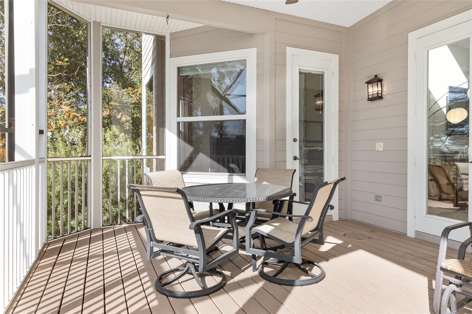 Listing photo id 36 for 11944 Creekside Lane