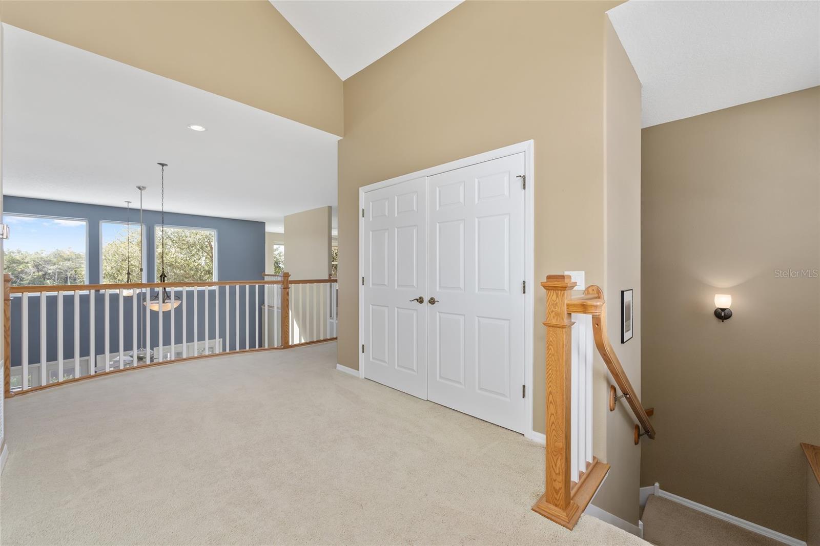 Listing photo id 45 for 11944 Creekside Lane