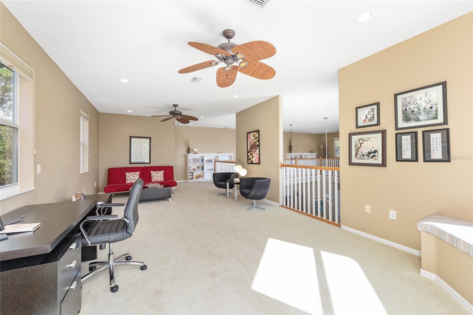 Listing photo id 46 for 11944 Creekside Lane