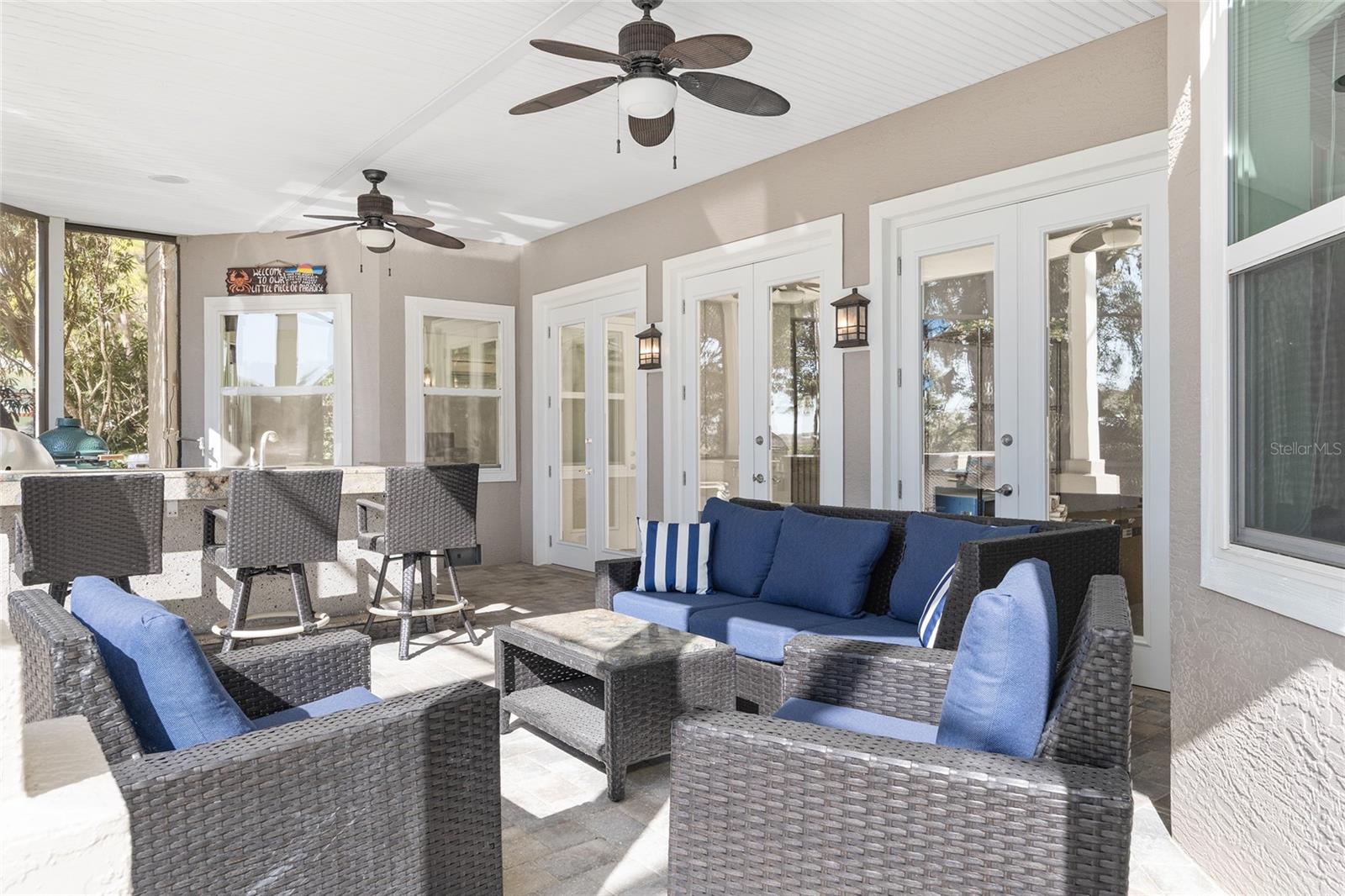 Listing photo id 67 for 11944 Creekside Lane