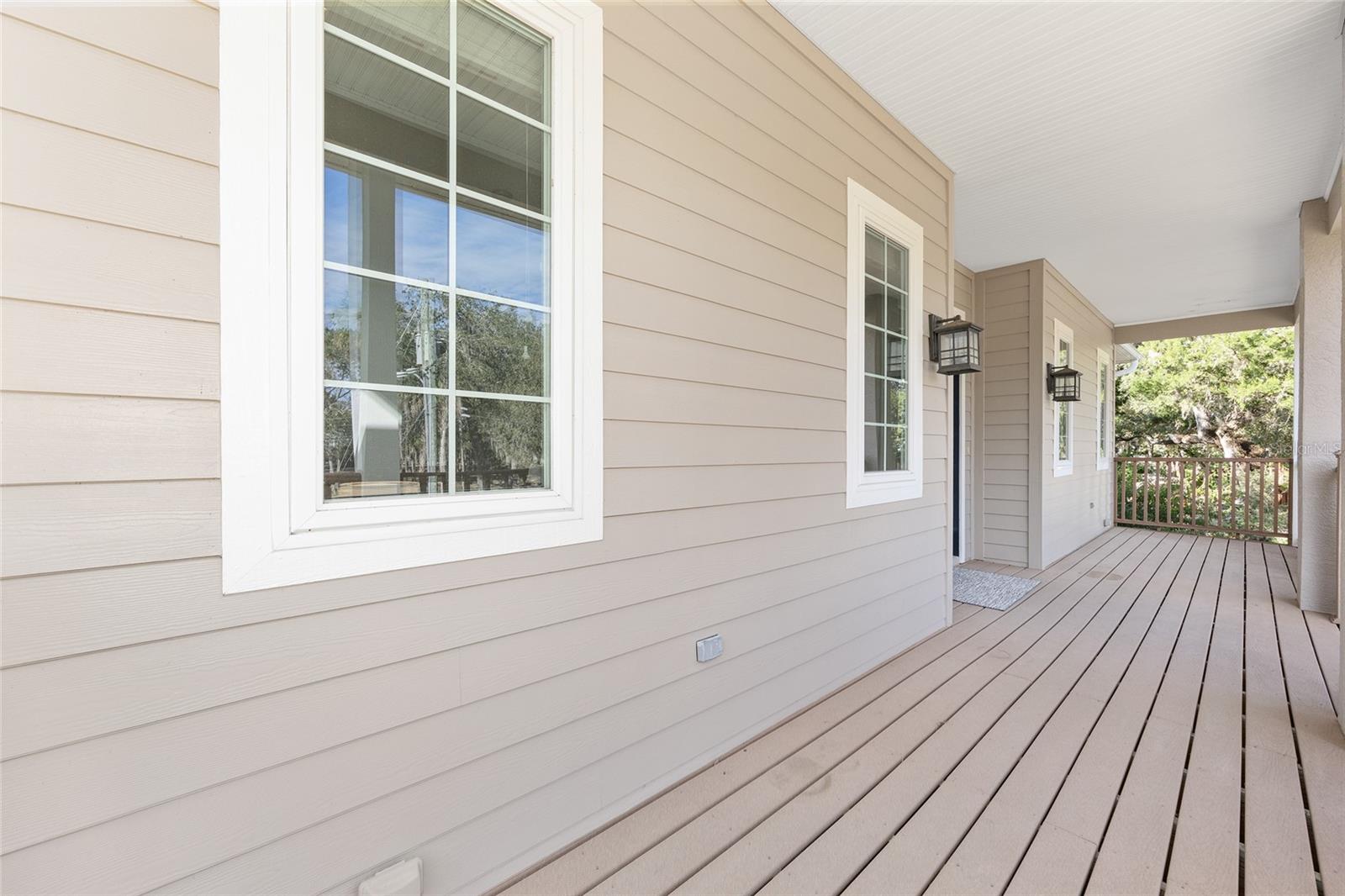 Listing photo id 84 for 11944 Creekside Lane