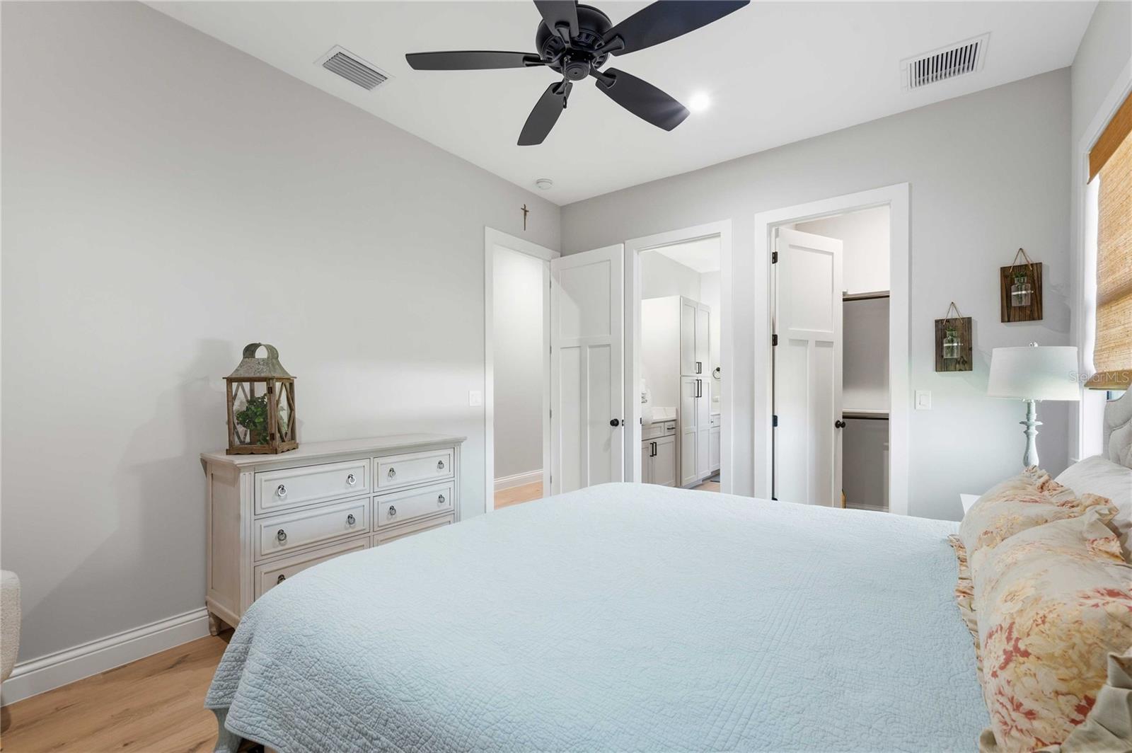 Image 47 of 73 For 3955 43rd Circle