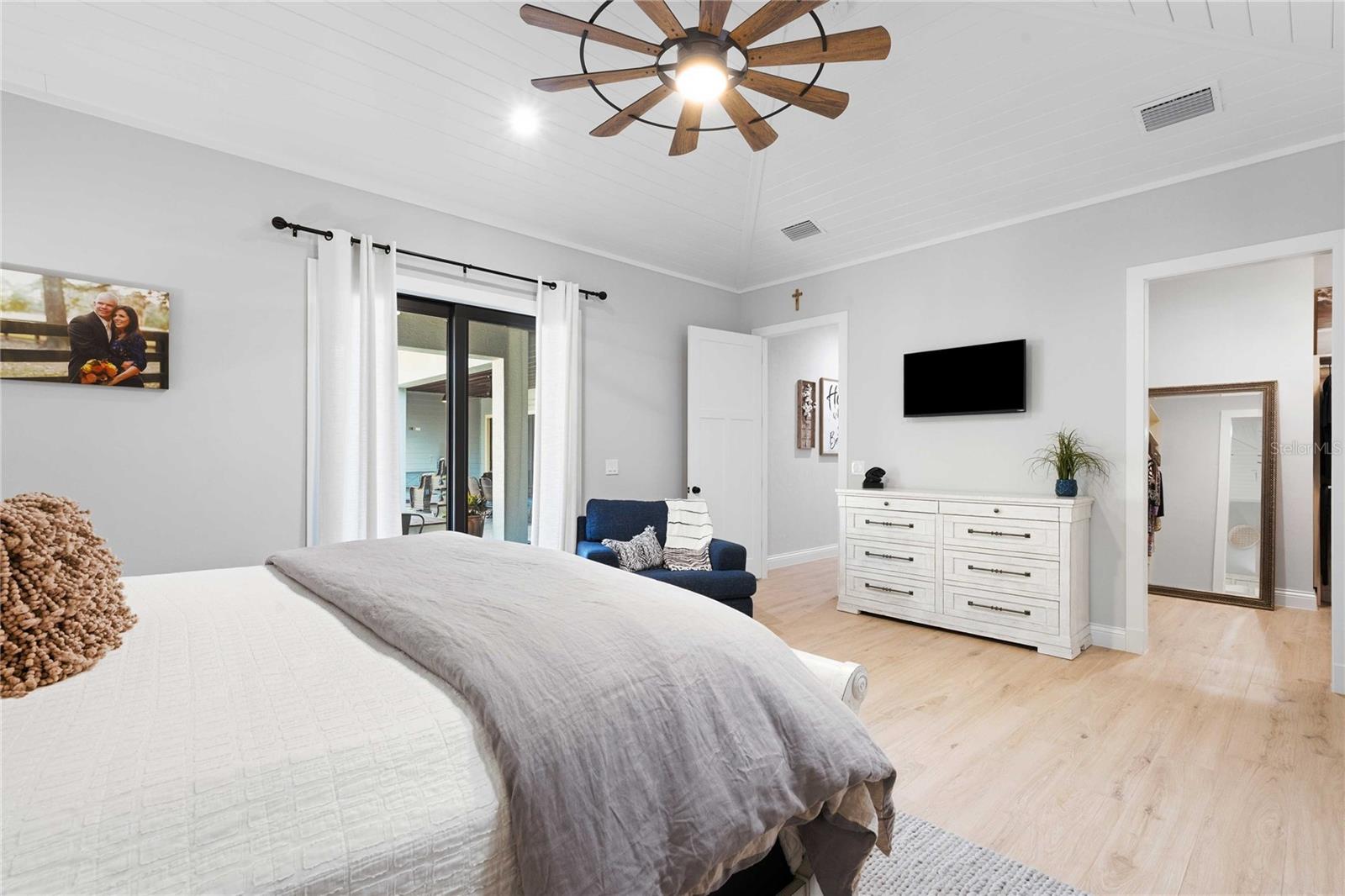 Image 5 of 73 For 3955 43rd Circle