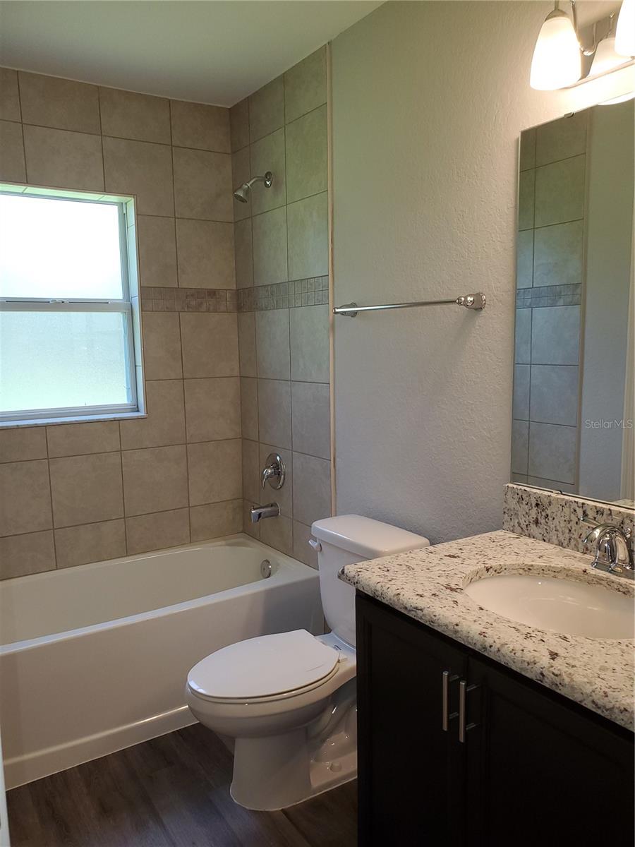 Image 18 of 23 For 5076 104th Loop