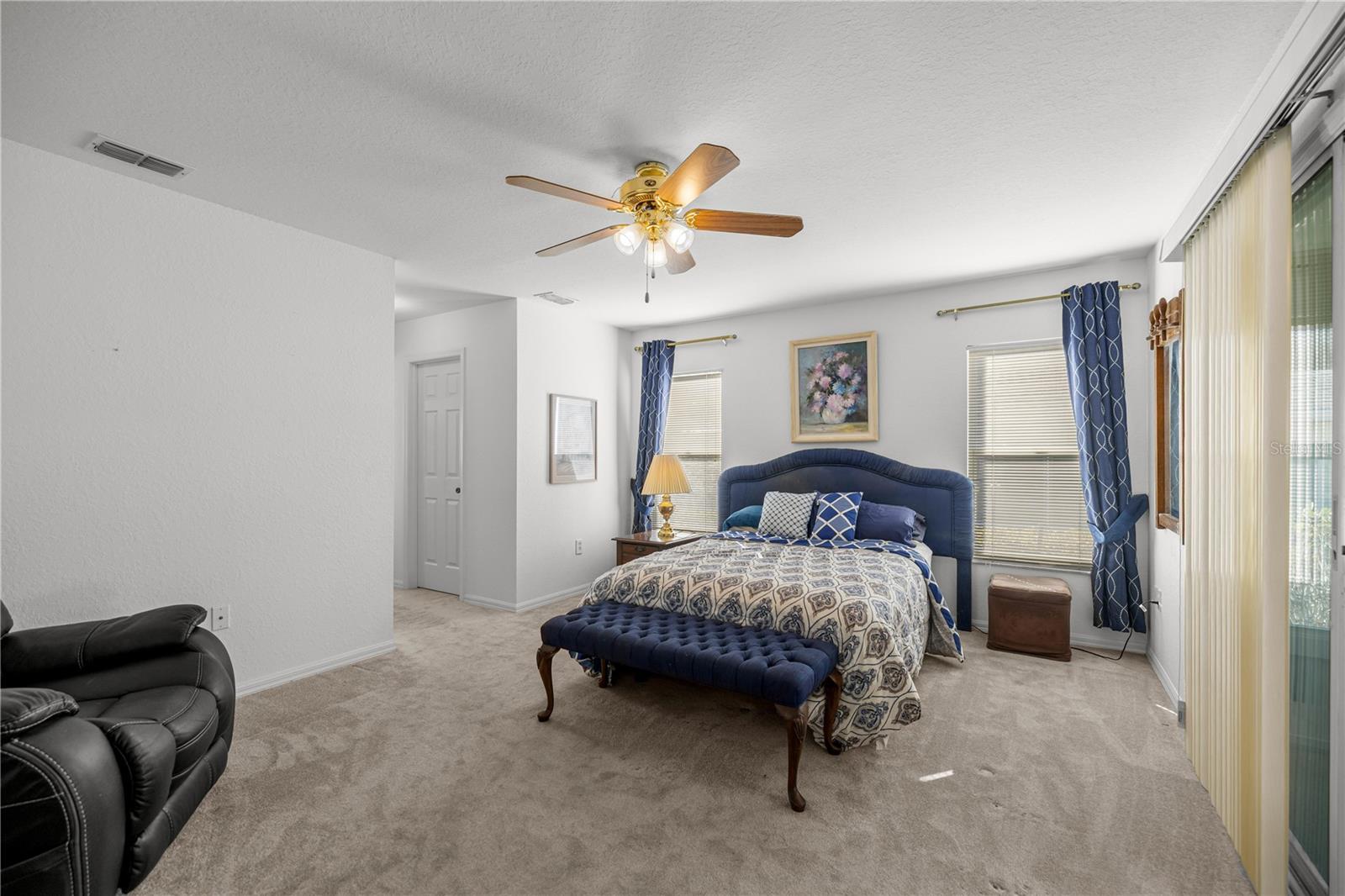 Image 15 of 49 For 13646 91st Court