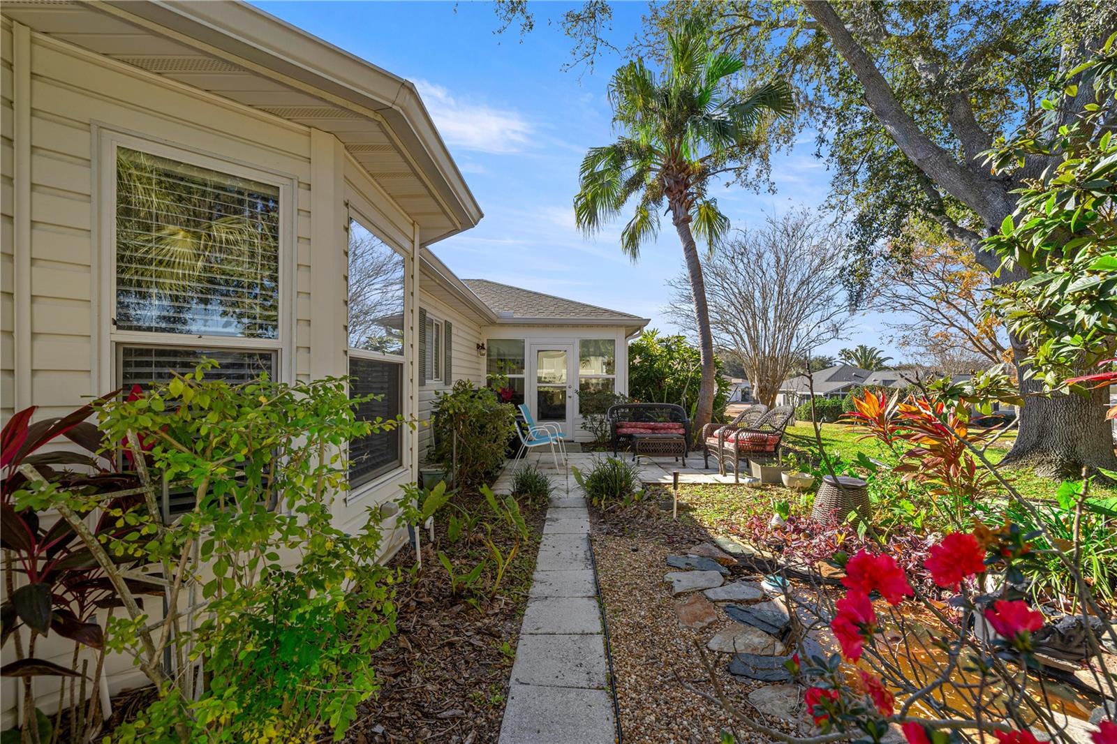 Image 25 of 49 For 13646 91st Court