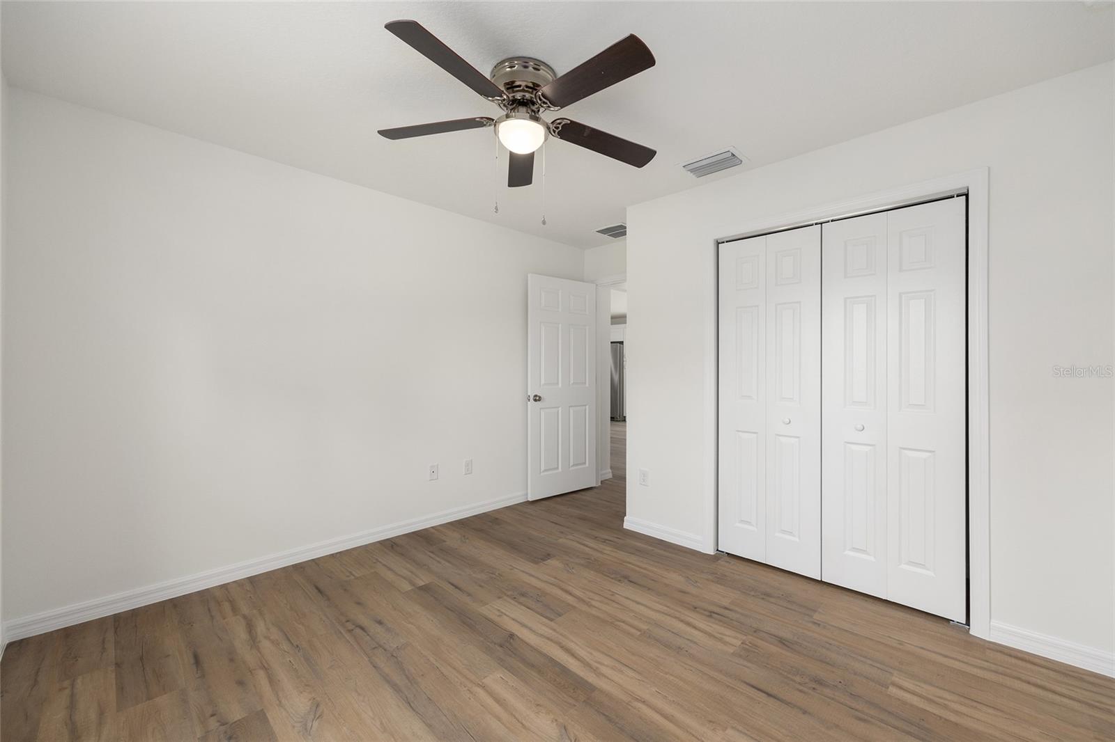 Image 25 of 34 For 13031 7th Loop