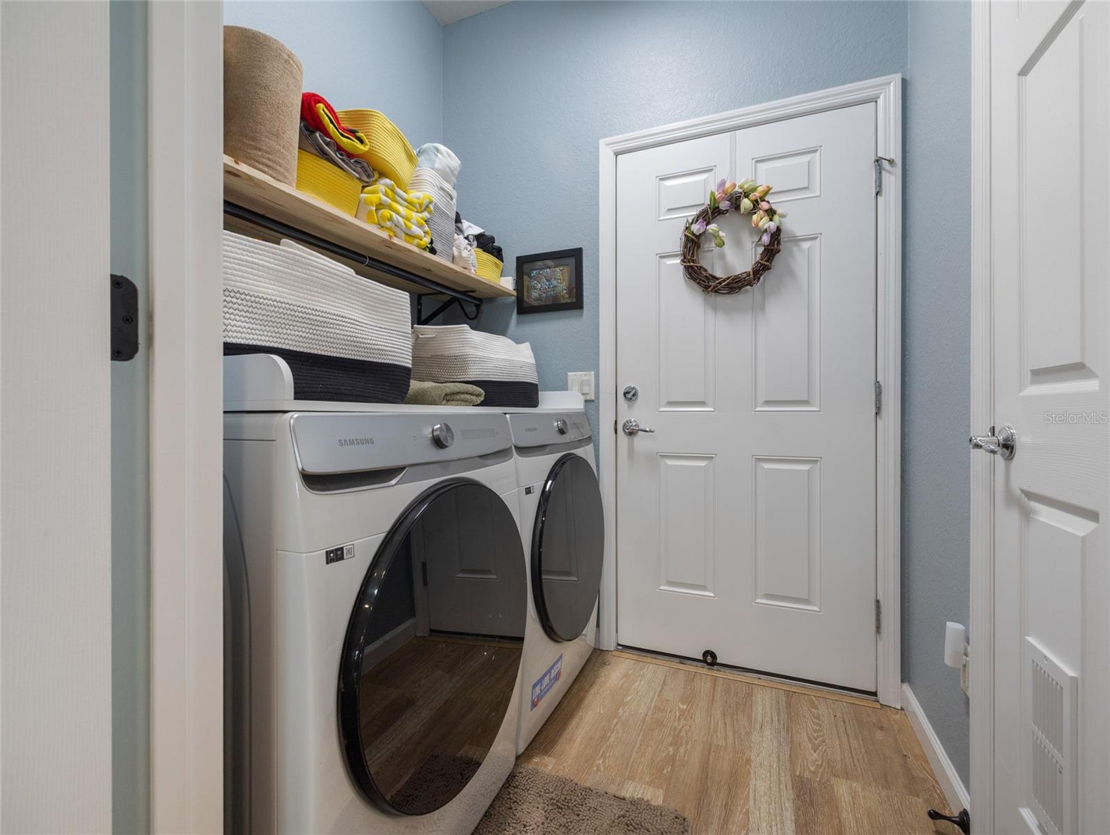 Image 18 of 24 For 7456 101st Court