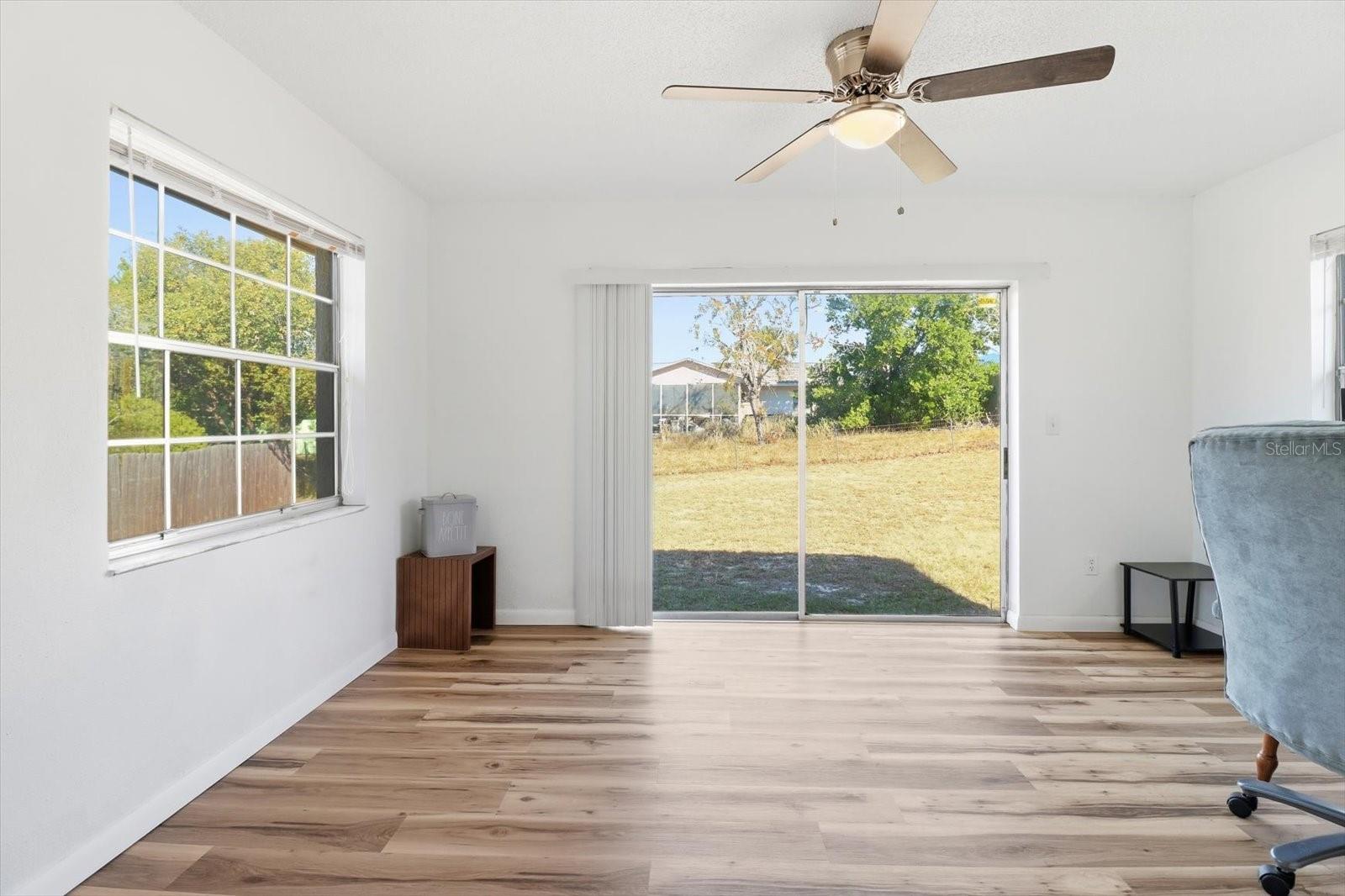 Image 17 of 46 For 5284 Springwood Road