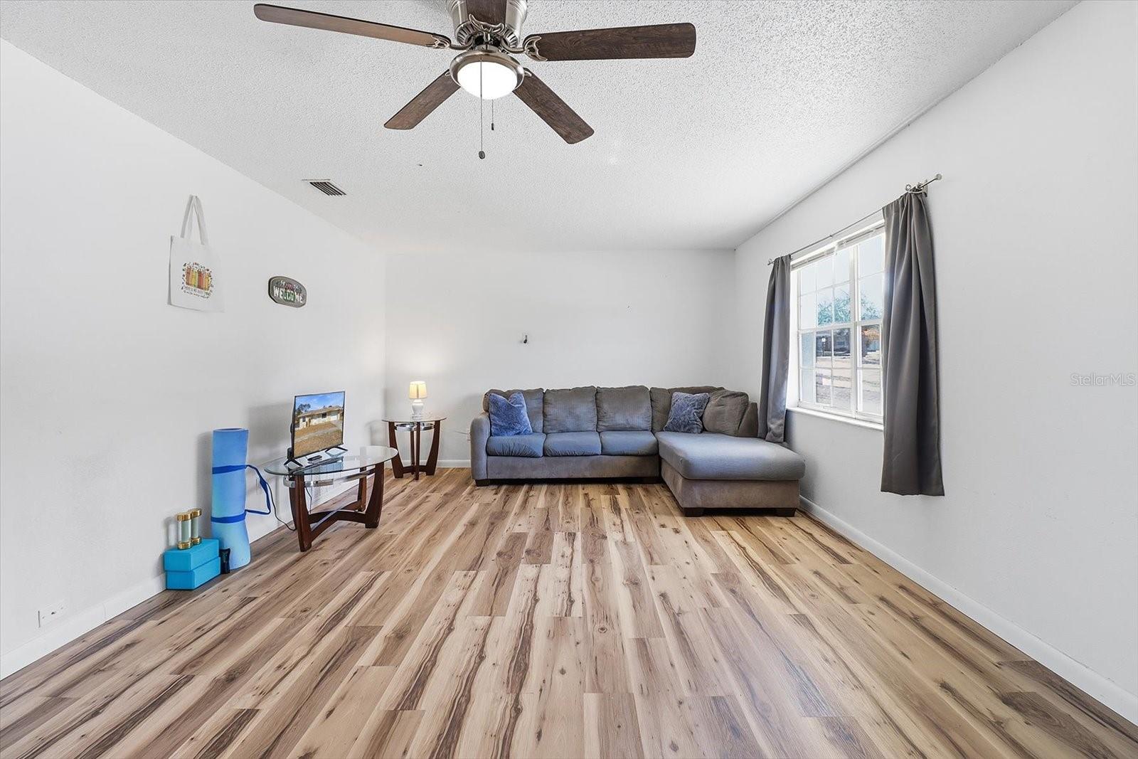 Image 5 of 46 For 5284 Springwood Road