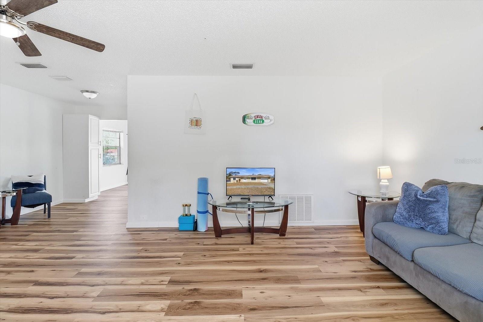 Image 6 of 46 For 5284 Springwood Road