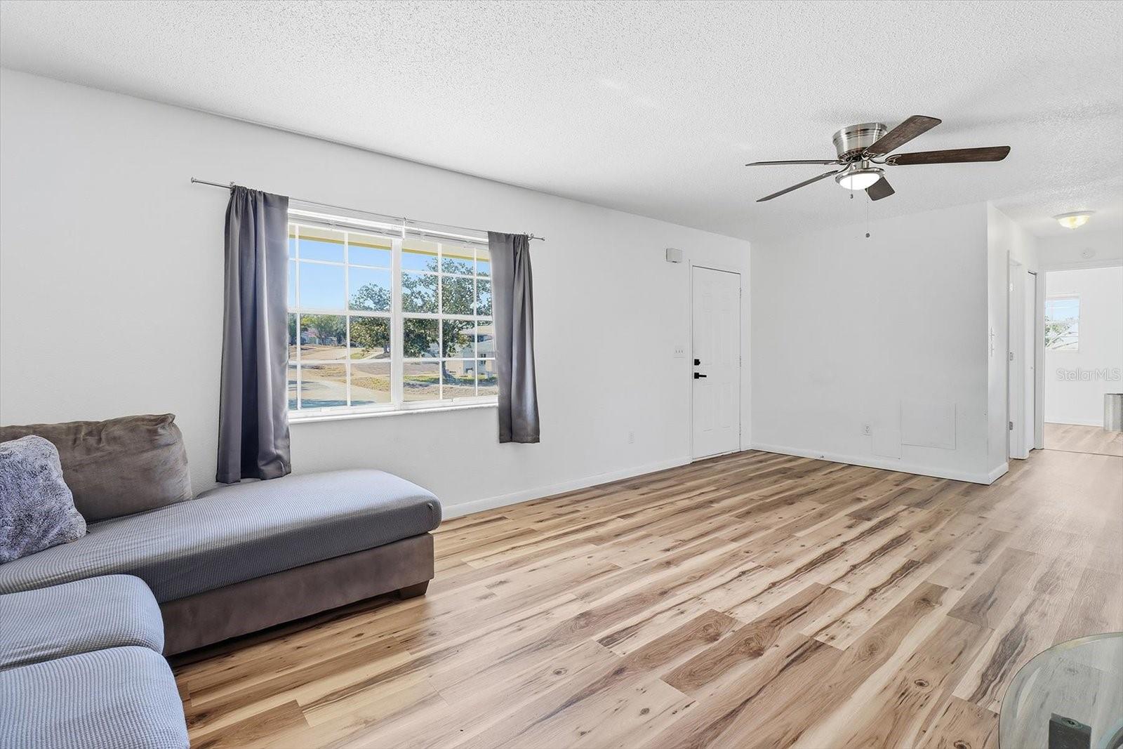 Image 7 of 46 For 5284 Springwood Road