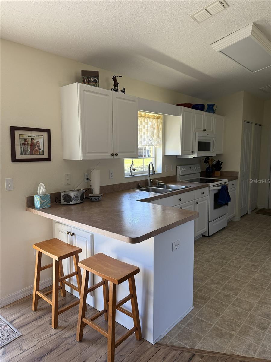 Image 8 of 40 For 11330 Levy Street