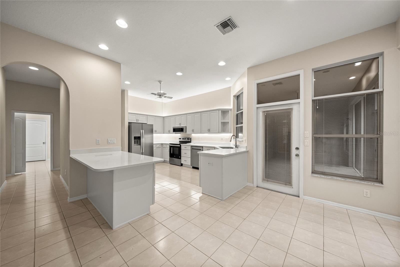 Image 11 of 34 For 20698 93rd Lane Road