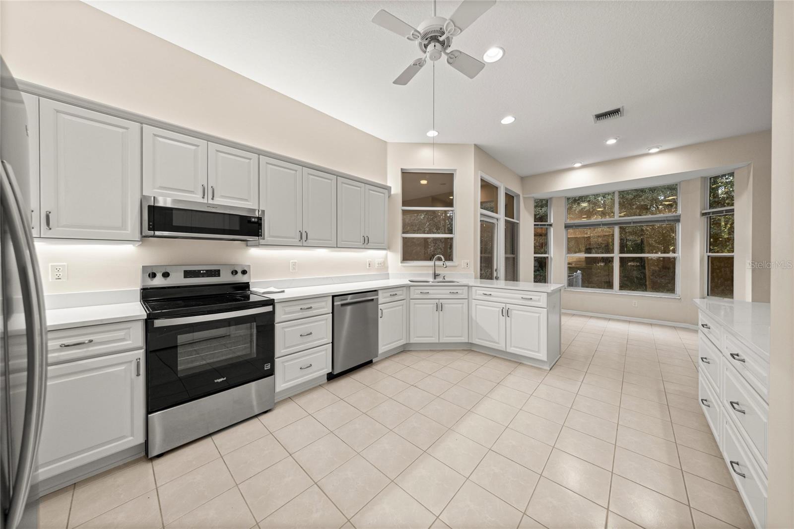 Image 13 of 34 For 20698 93rd Lane Road