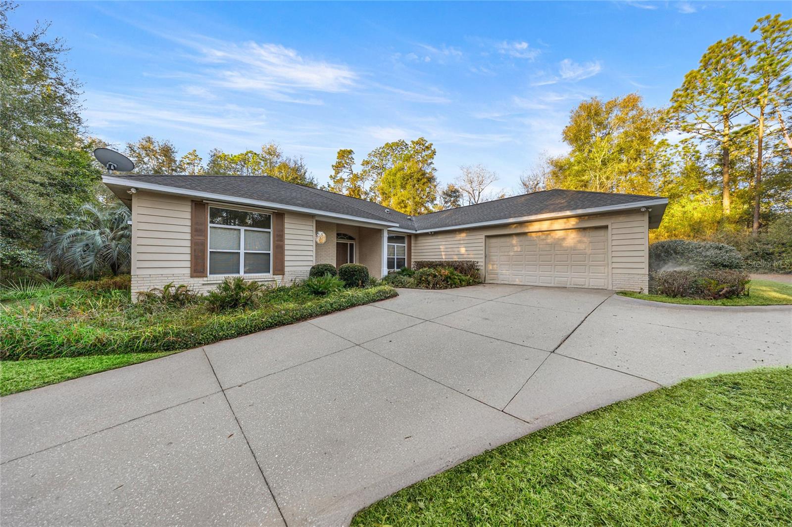 Image 2 of 34 For 20698 93rd Lane Road