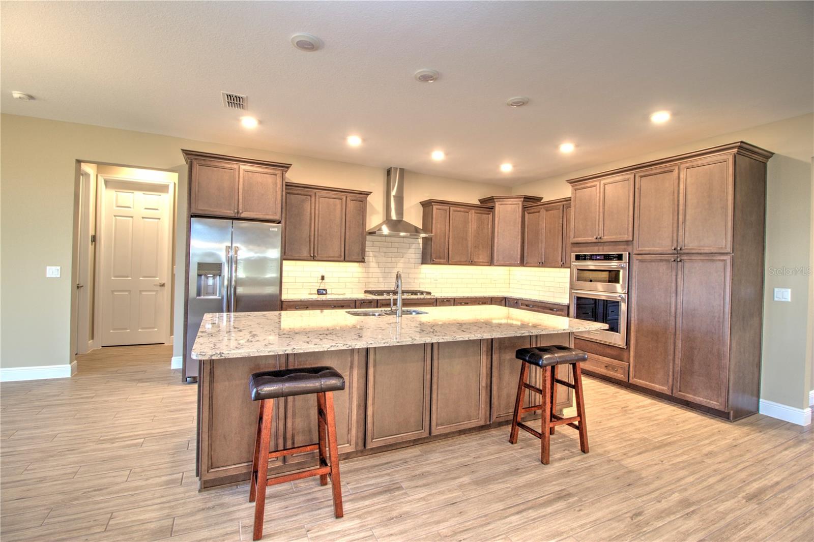 Image 6 of 47 For 8476 99th Circle