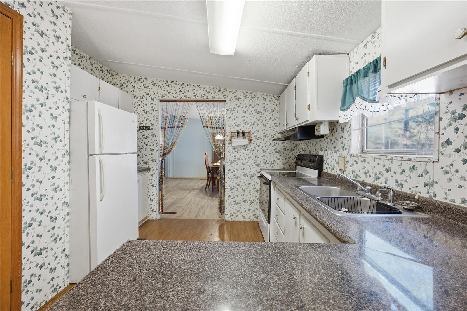 Image 10 of 36 For 4720 160th Court