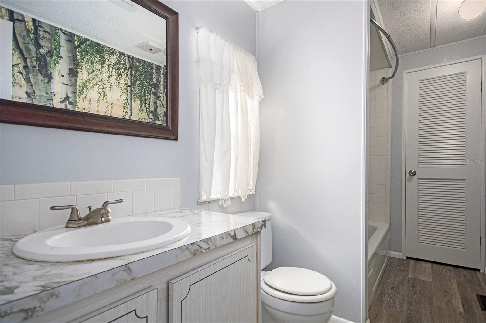 Image 18 of 49 For 3302 Evergreen Road 1715