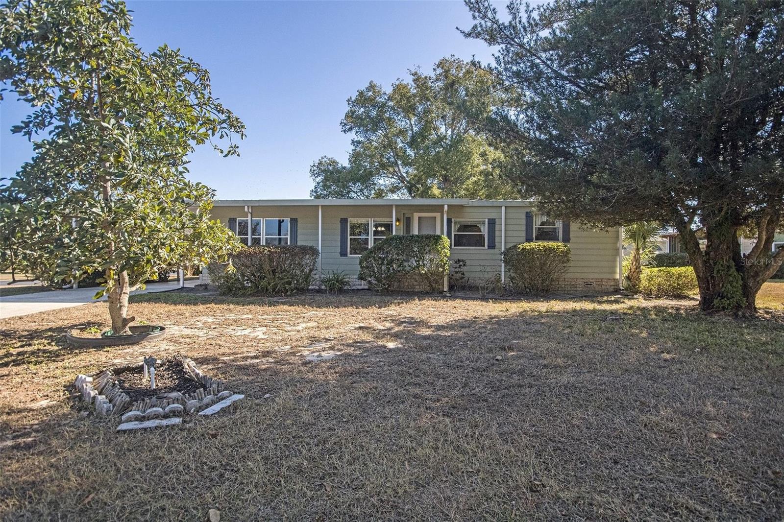 Image 39 of 49 For 3302 Evergreen Road 1715