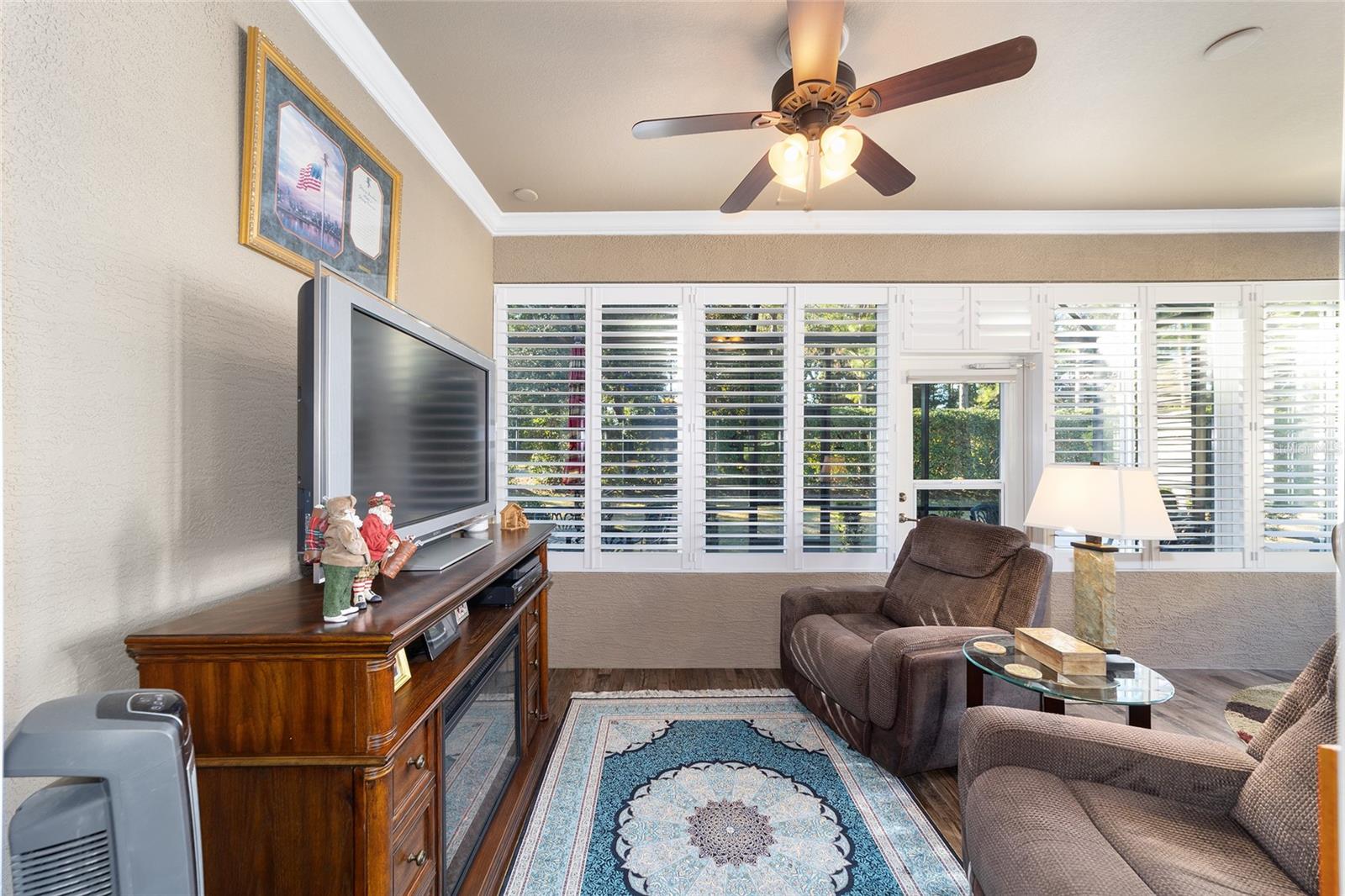 Image 16 of 46 For 6612 91st Circle