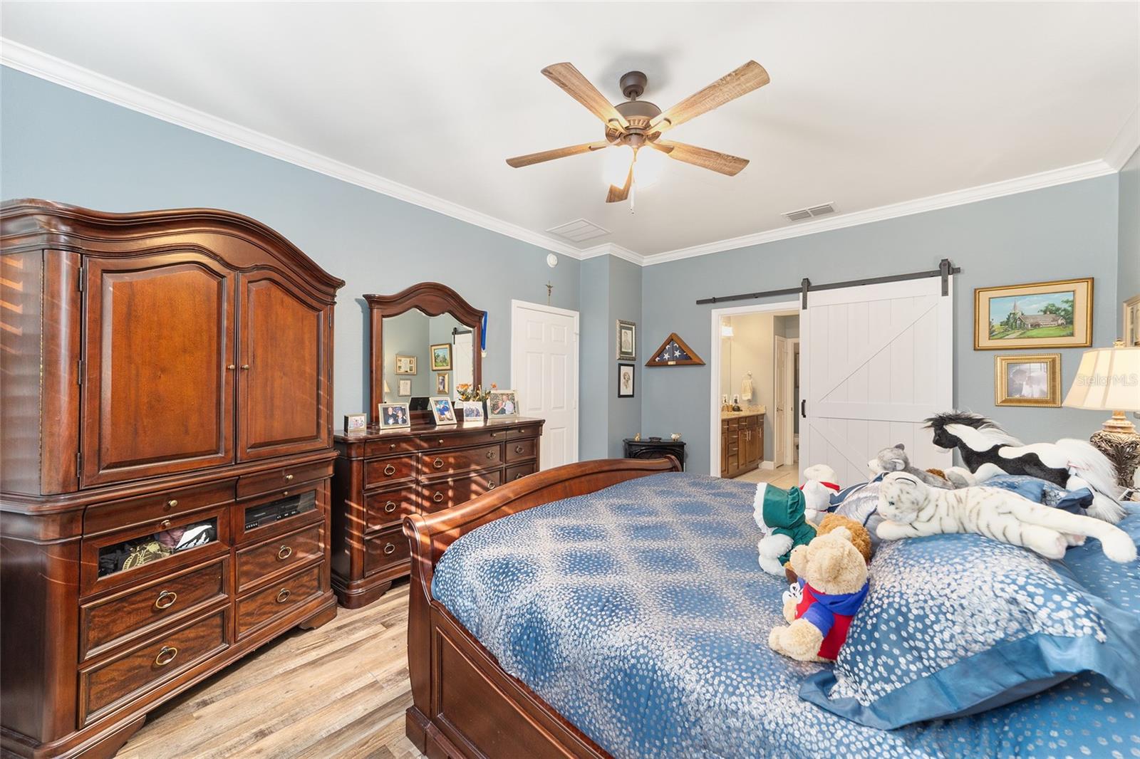 Image 25 of 46 For 6612 91st Circle