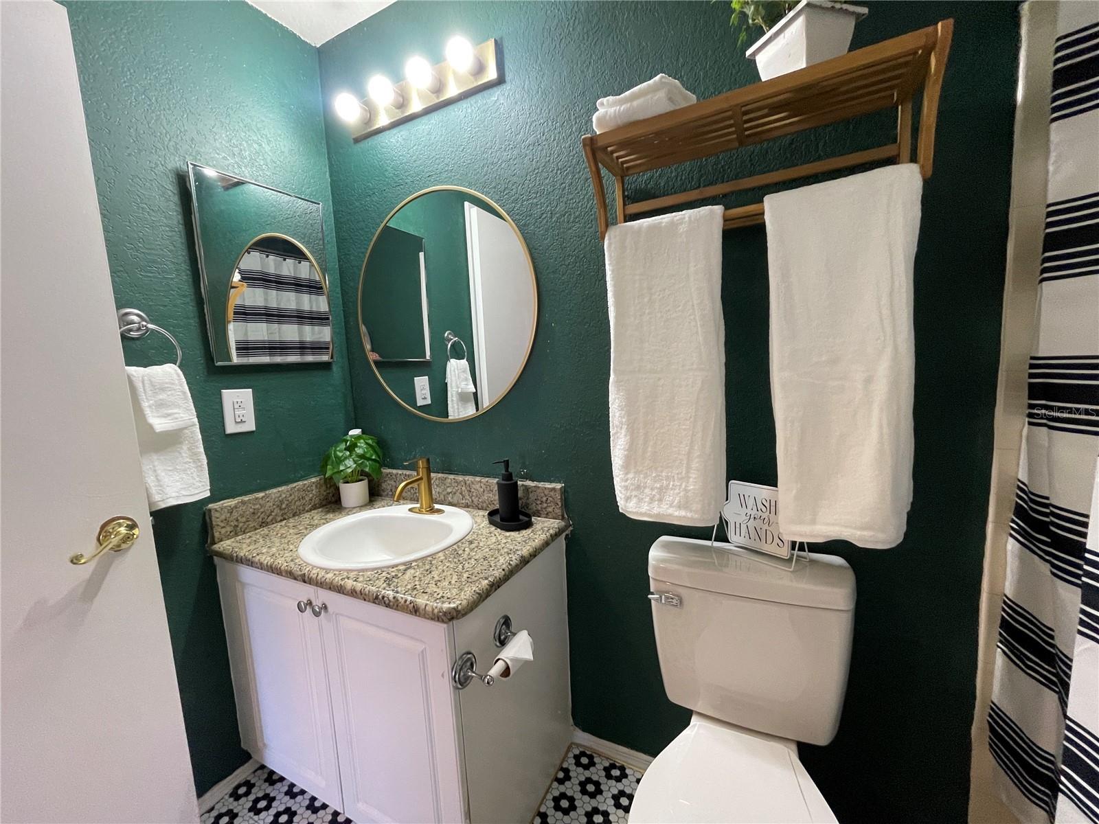 Image 13 of 33 For 2550 Alafaya Trail 6304