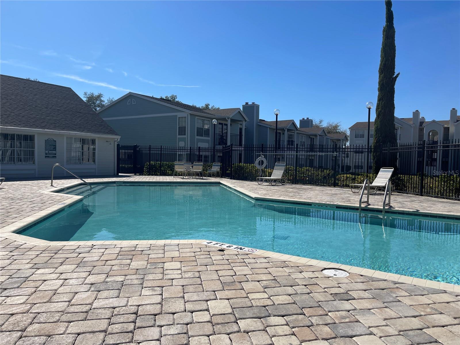 Image 17 of 33 For 2550 Alafaya Trail 6304