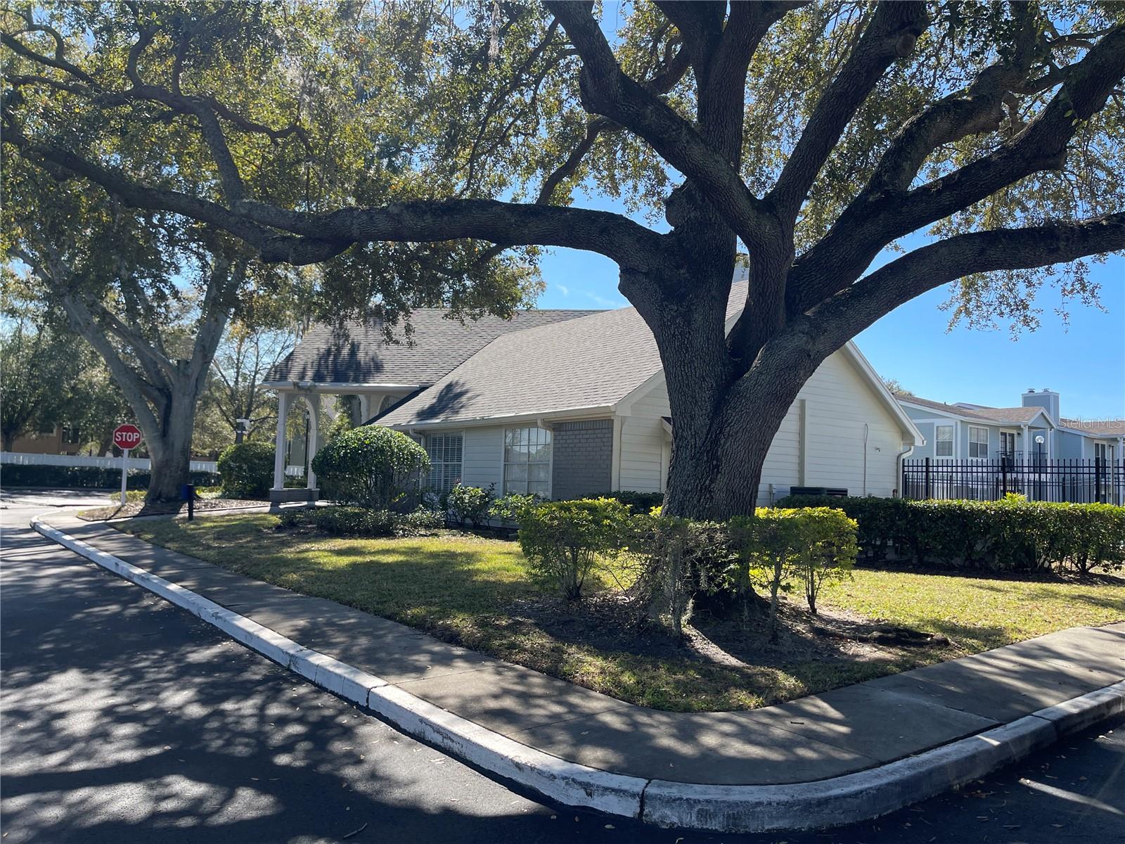 Image 20 of 33 For 2550 Alafaya Trail 6304