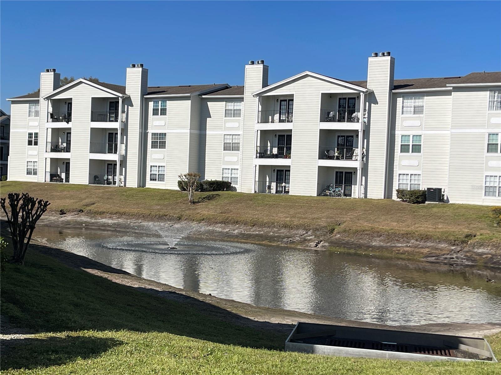 Image 24 of 33 For 2550 Alafaya Trail 6304