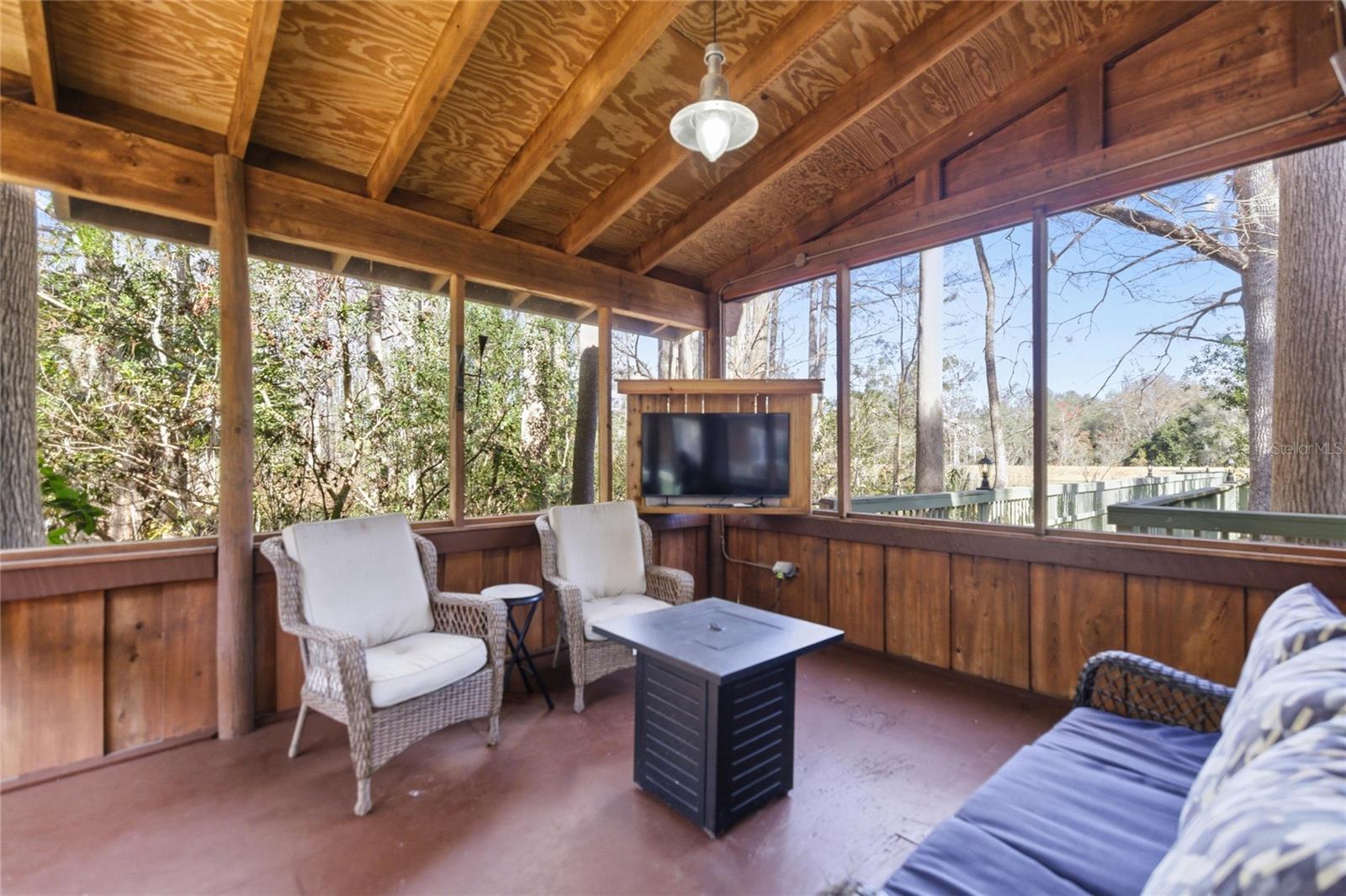 Image 11 of 65 For 351 Sequoia Dr