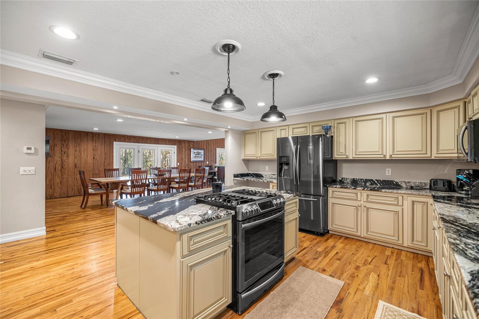 Image 38 of 65 For 351 Sequoia Dr