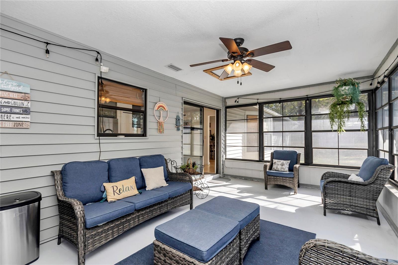 Image 32 of 49 For 3598 Trout Street