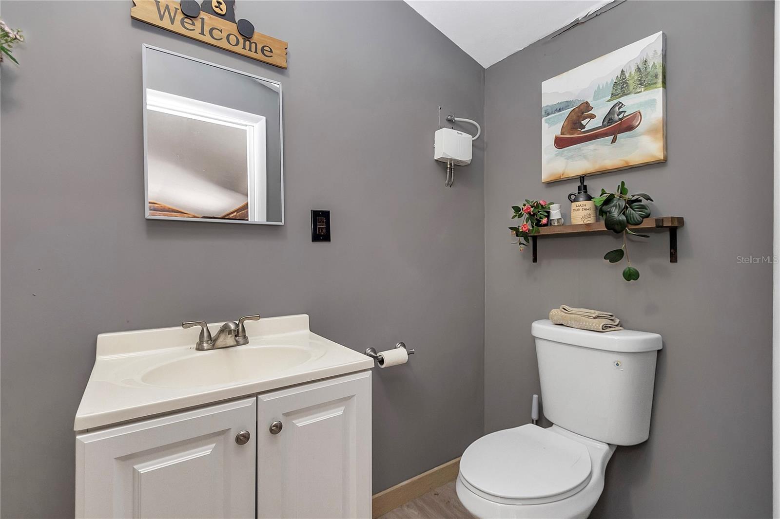 Image 42 of 49 For 3598 Trout Street