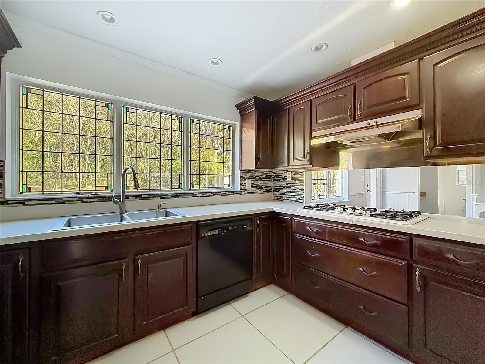 Image 21 of 78 For 2627 14th Street