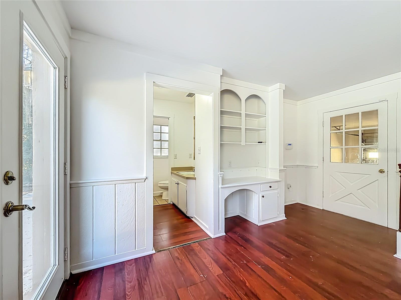 Image 29 of 78 For 2627 14th Street