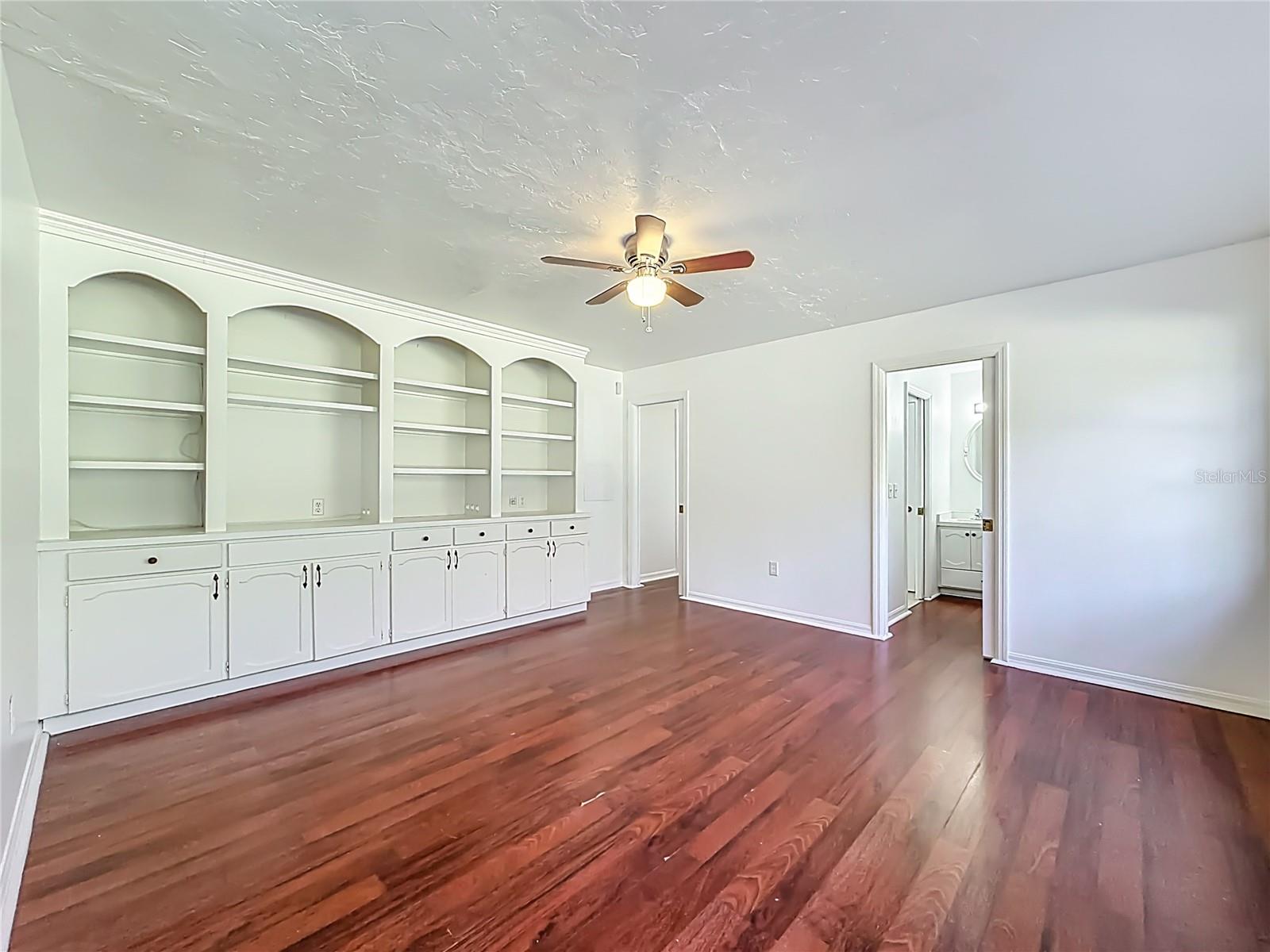 Image 33 of 78 For 2627 14th Street