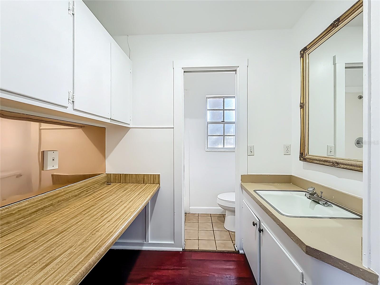 Image 61 of 78 For 2627 14th Street