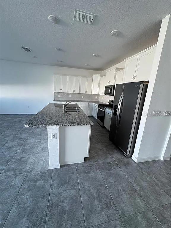 Image 7 of 12 For 6425 78th Avenue Road