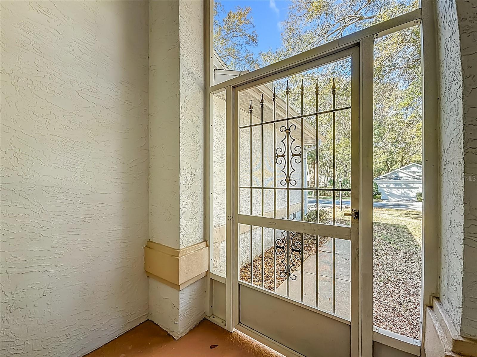 Image 16 of 63 For 10137 192nd Circle