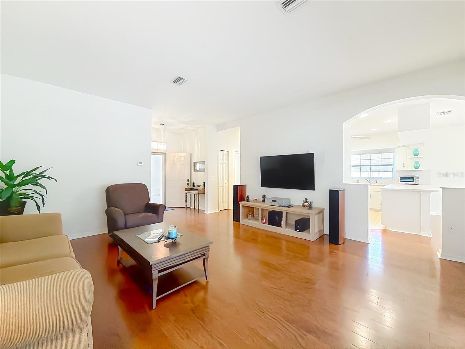 Image 22 of 63 For 10137 192nd Circle