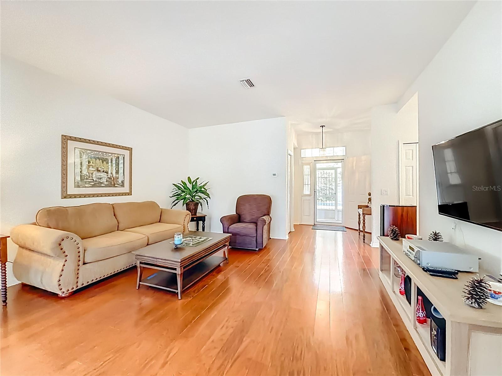 Image 23 of 63 For 10137 192nd Circle